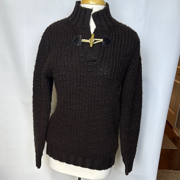 Lorenzo Magni Men's Brown Pullover Sweater with Toggle Closure, Small - Picture 1 of 5